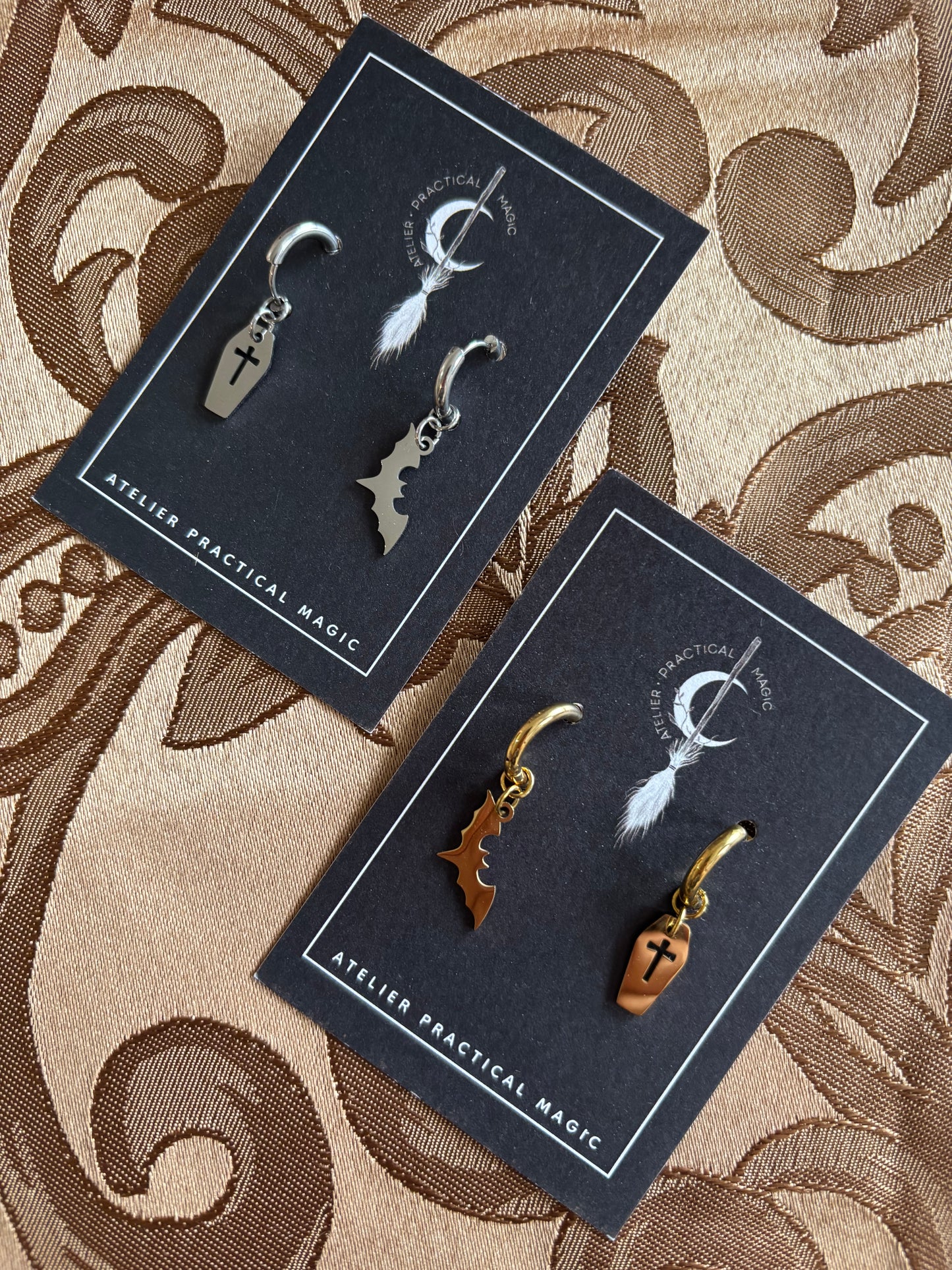 Dracula 🧛 earrings